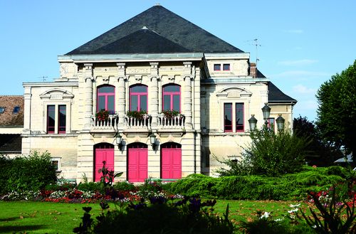 theatre-sens.jpg